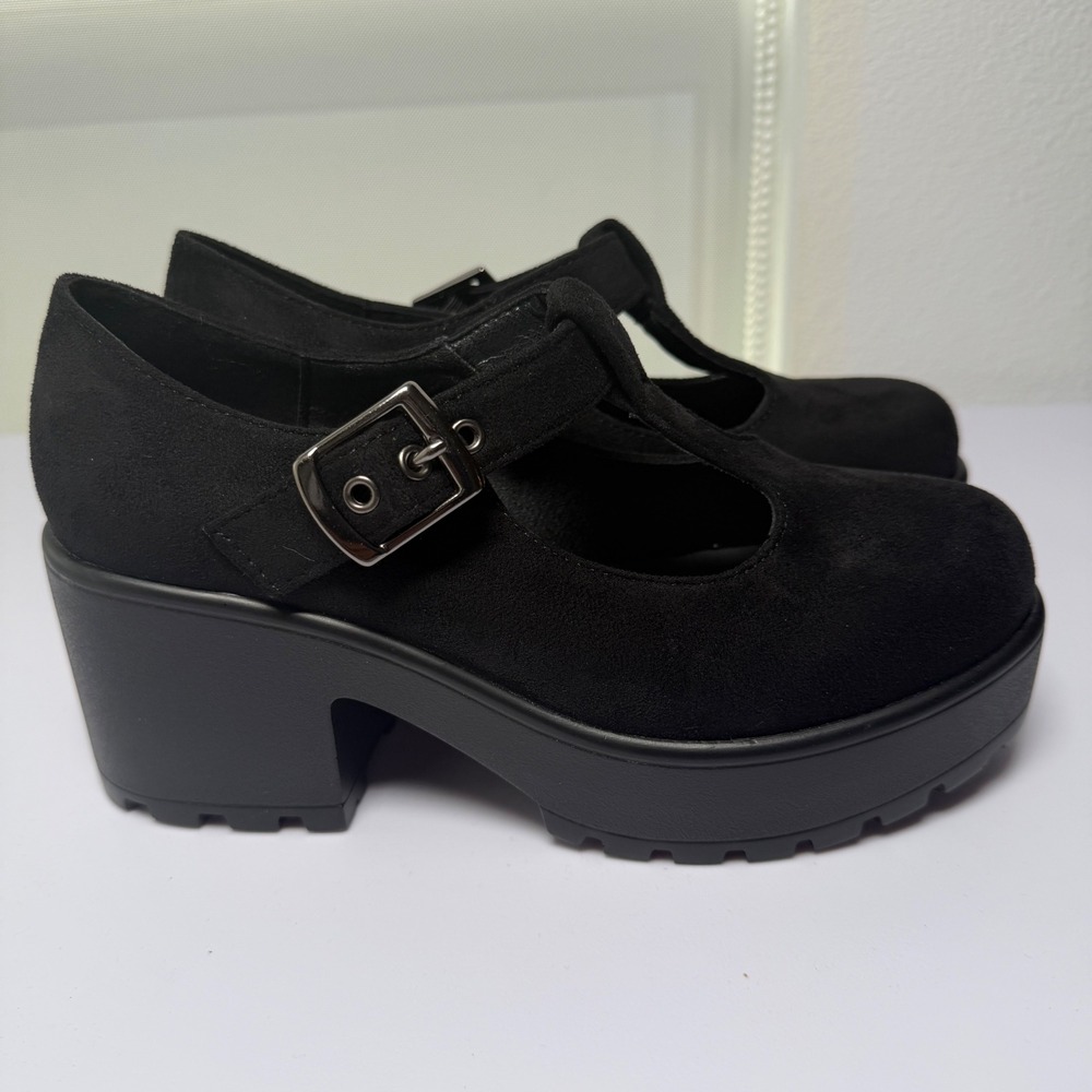 Nasty Gal Black Faux Suede T-Strap Mary Jane Platform Lug Sole Heels Size 5